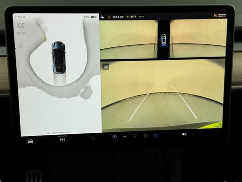 Used 2024 Tesla Model Y Performance image 34