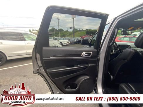 Used 2021 Jeep Grand Cherokee Limited w/ Trailer Tow Group IV AWD/4WD image 11
