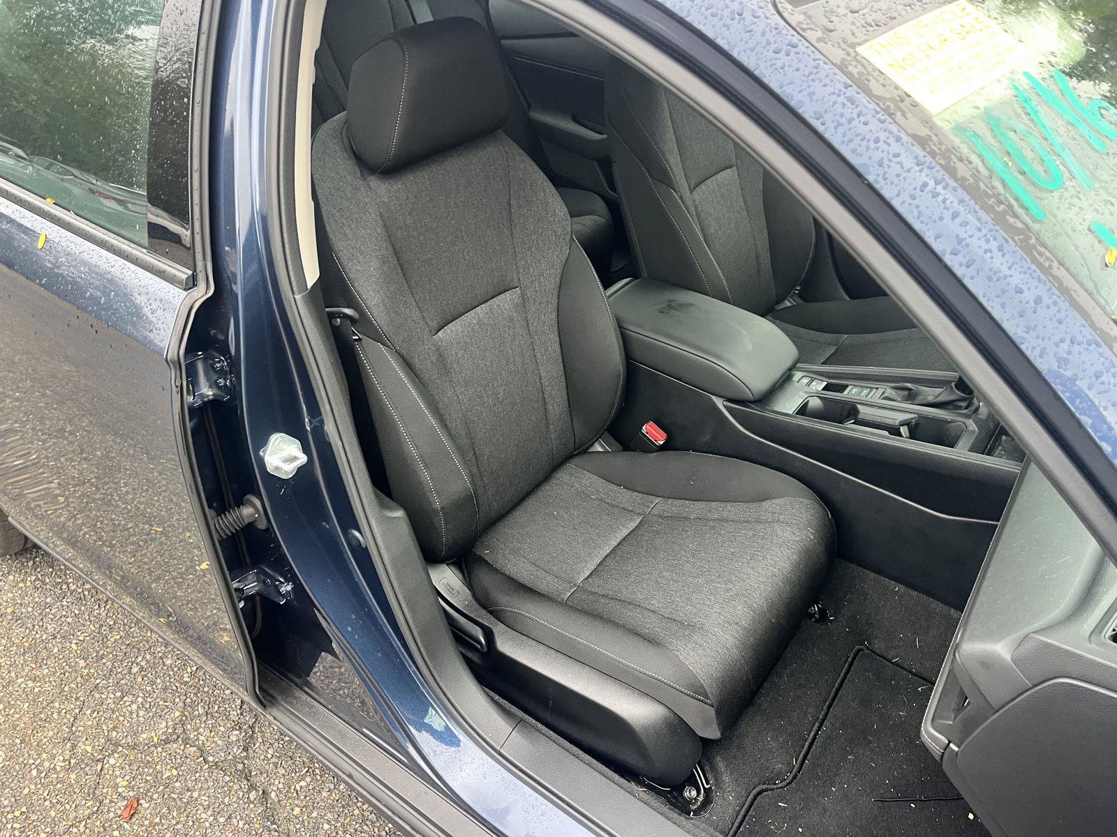Used 2025 Honda Accord SE image 15