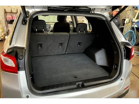 Used 2019 Chevrolet Equinox LT AWD/4WD image 11