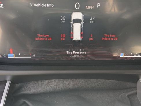 Used 2024 Jeep Wagoneer 2WD w/ Premium Group I image 19