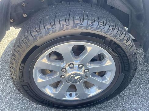 Used 2022 RAM 2500 Laramie w/ Body Color Bumper Group AWD/4WD image 11
