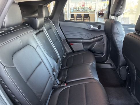 Used 2021 Ford Escape SEL image 29