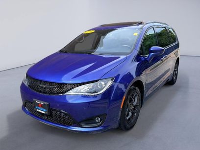 Used 2020 Chrysler Pacifica Touring-L