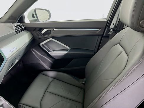 Used 2023 Audi Q3 2.0T Premium Plus w/ Premium Plus Package image 23