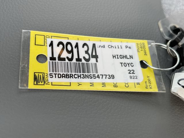 Used 2022 Toyota Highlander Bronze Edition AWD/4WD image 24
