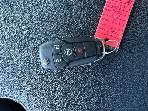 Used 2015 Ford F150 XLT w/ Equipment Group 302A Luxury AWD/4WD image 8