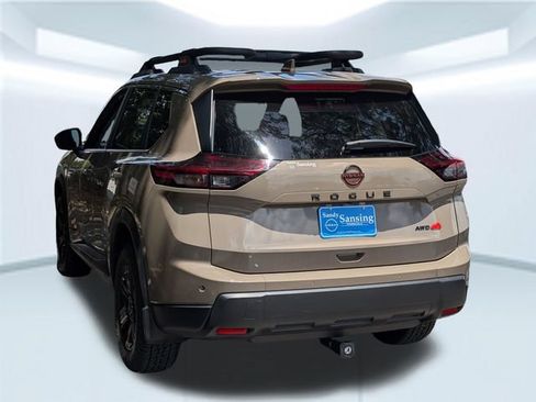 Used 2025 Nissan Rogue SV AWD/4WD image 3