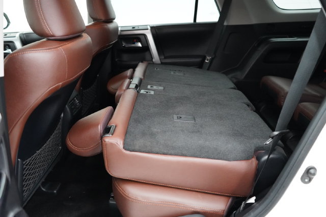 Used 2023 Toyota 4Runner Limited AWD/4WD image 39