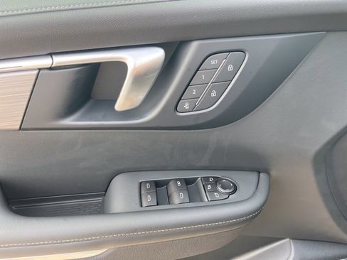 New 2025 Buick Enclave Preferred w/ Power Package image 11