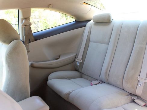Used 2004 Toyota Solara SE Sport FWD image 25