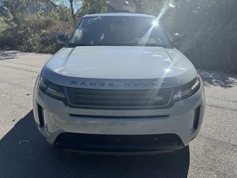 Used 2026 Land Rover Range Rover Evoque S image 3