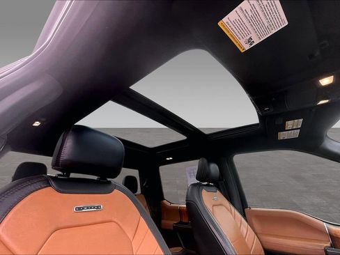 Used 2016 Ford F150 Limited image 11