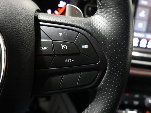 Used 2023 Dodge Durango GT image 35