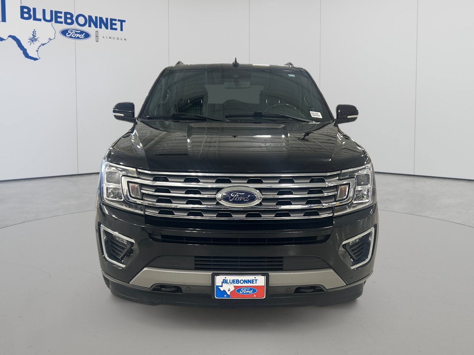 Used 2021 Ford Expedition Limited AWD/4WD image 2