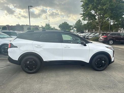 New 2026 Kia Sorento EX AWD/4WD image 9