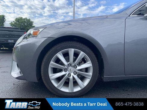 Used 2015 Lexus IS 250 RWD image 2