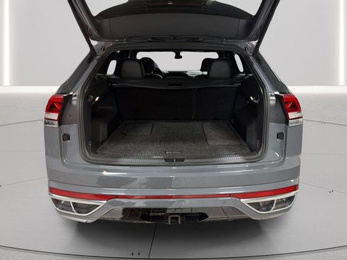 Used 2021 Volkswagen Atlas Cross Sport SEL R-Line image 16