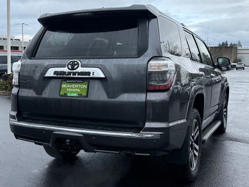 Used 2017 Toyota 4Runner Limited image 5