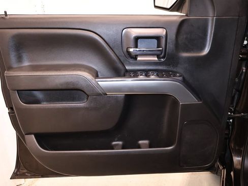 Used 2018 Chevrolet Silverado 1500 LT w/ All Star Edition AWD/4WD image 10