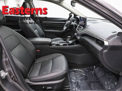Used 2023 Nissan Altima 2.5 SL AWD/4WD image 24