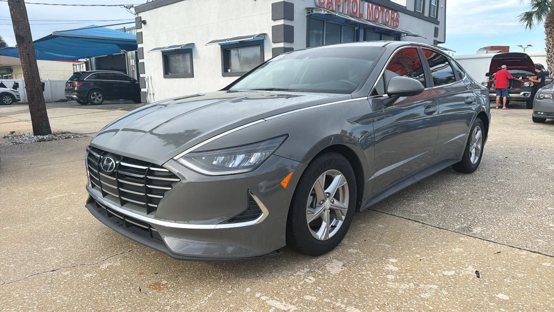 Used 2021 Hyundai Sonata SE w/ Cargo Package FWD image 2