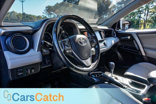 Used 2018 Toyota RAV4 Limited FWD image 19