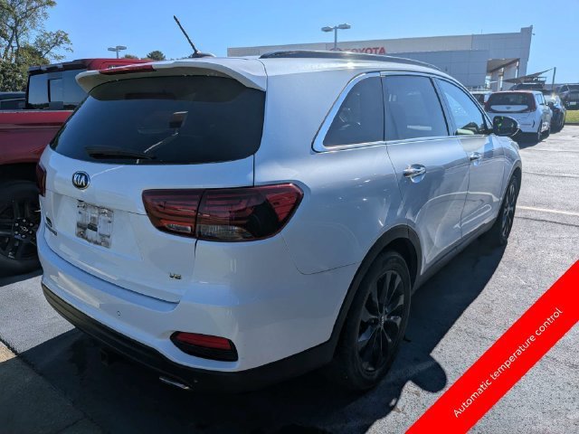 Used 2019 Kia Sorento S FWD image 2