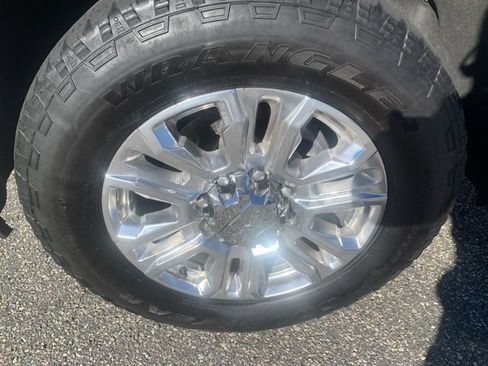 Used 2022 GMC Sierra 2500 Denali image 26