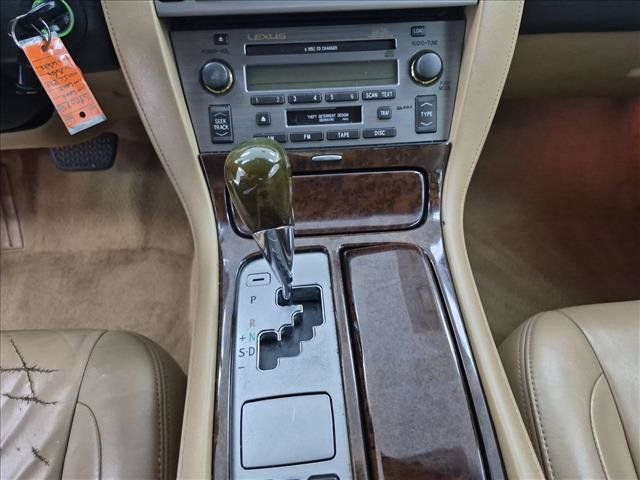 Used 2006 Lexus SC 430 Convertible w/ Preferred Accessory Pkg RWD image 12