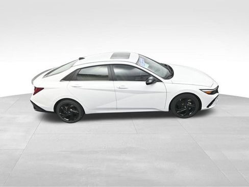 New 2026 Hyundai Elantra SEL Sport Premium FWD image 29