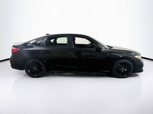 Used 2023 Honda Civic Sport image 4