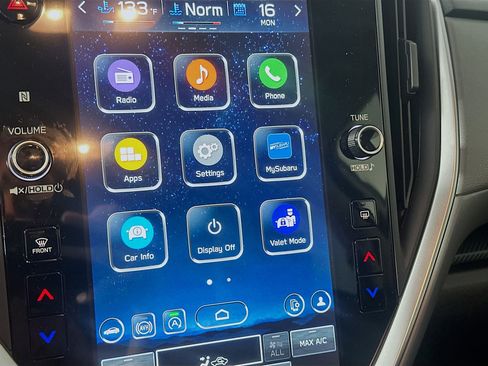 Used 2024 Subaru Crosstrek 2.0i Premium image 21