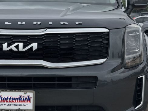 Used 2022 Kia Telluride EX FWD image 8