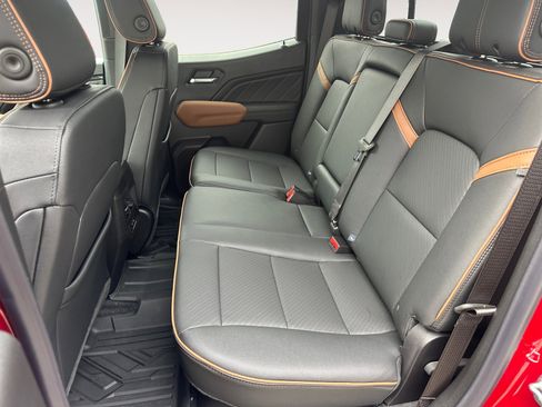 New 2026 GMC Canyon AT4 AWD/4WD image 24