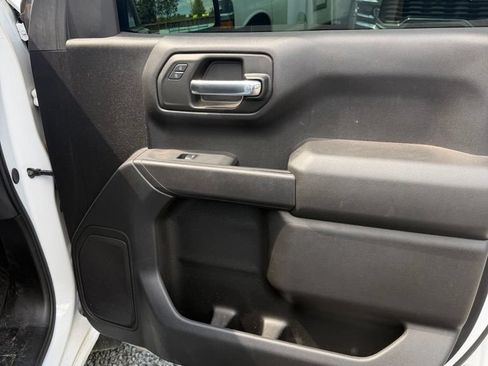 Used 2024 Chevrolet Silverado 1500 Custom AWD/4WD image 15