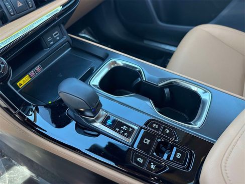 Certified 2025 Lexus NX 350 AWD image 26