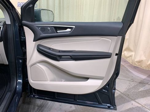 Used 2023 Ford Edge Titanium w/ Equipment Group 301A image 10