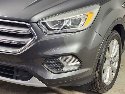 Used 2017 Ford Escape Titanium AWD/4WD image 9