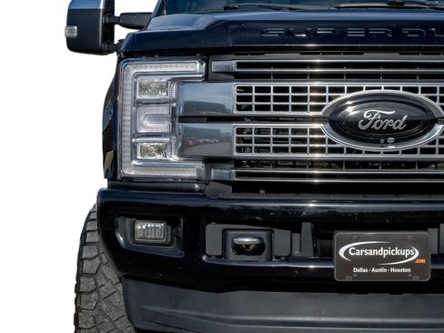 Used 2017 Ford F250 Platinum w/ Platinum Ultimate Package image 50