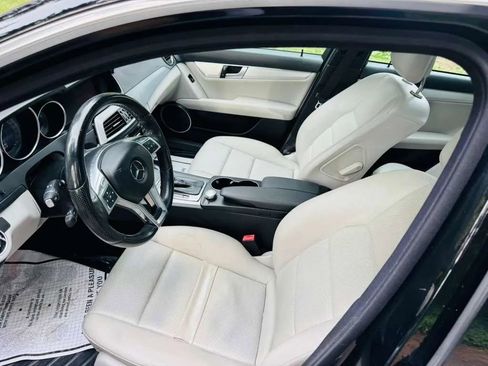 Used 2014 Mercedes-Benz C 250 Sedan image 9