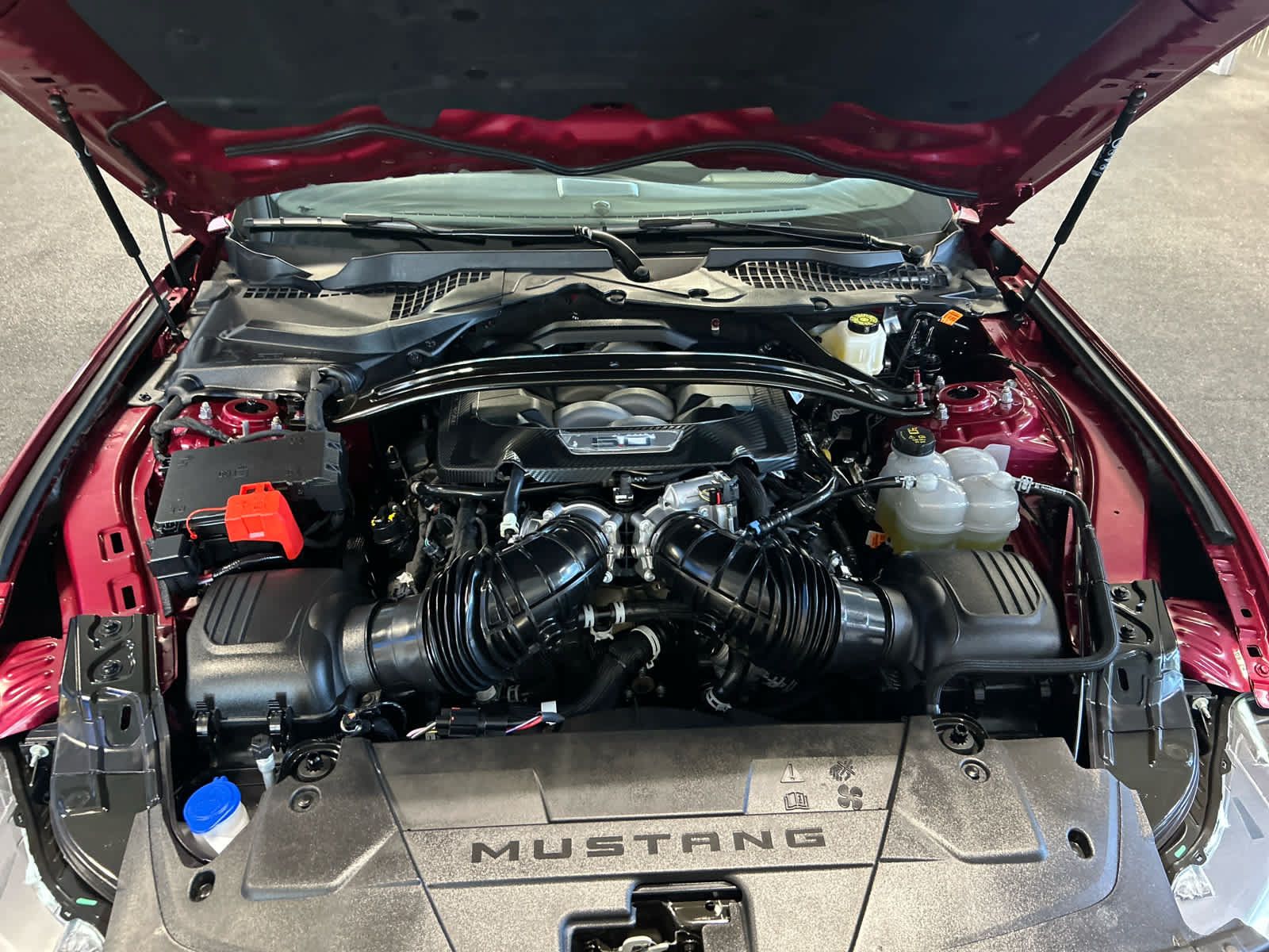 Used 2025 Ford Mustang GT Premium RWD image 24