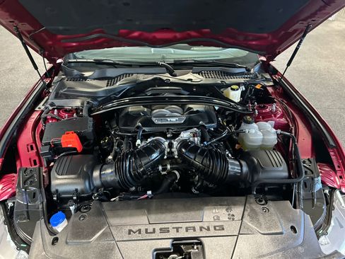 Used 2025 Ford Mustang GT Premium RWD image 24