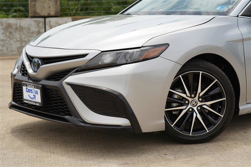 Used 2024 Toyota Camry SE w/ Audio Upgrade Package FWD image 10