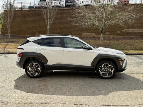 New 2026 Hyundai Kona SEL Premium image 6