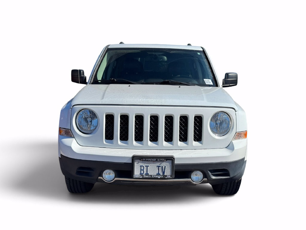 Used 2016 Jeep Patriot High Altitude FWD image 2