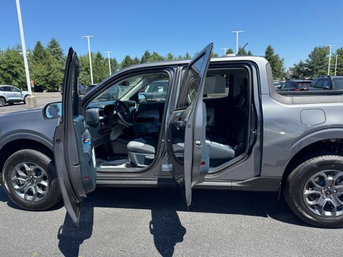 New 2026 Ford Maverick XLT w/ Equipment Group 301A AWD/4WD image 9