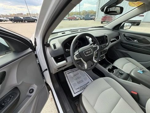 Used 2023 GMC Terrain SLE w/ Driver Convenience Package AWD/4WD image 15