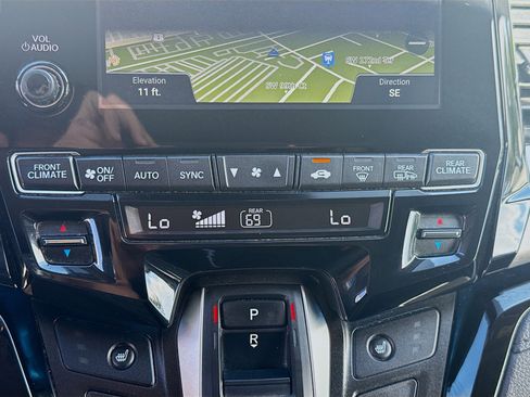 Used 2024 Honda Odyssey Touring image 15