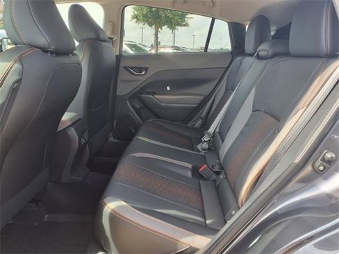 New 2025 Subaru Crosstrek 2.5i Limited w/ Popular Package #3A image 9